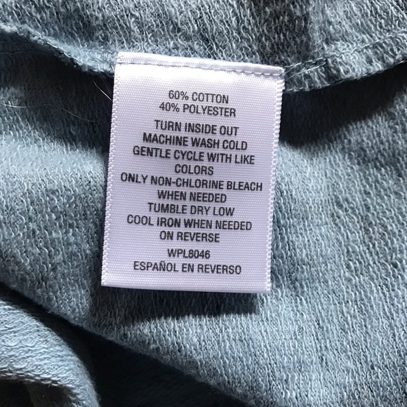 *SOLD* Style & Co. SS V-Neck Top, Blue, Sz XL - Picture 7 of 10